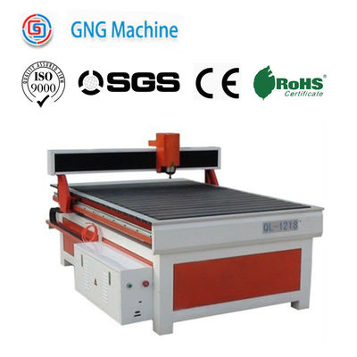 1500w 산업적 Cnc 루터 테이블은 3d 나무 Cnc 기계를 특화했습니다