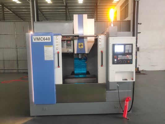 Vmc550L CNC 금속 선반 GS 인증 Cnc 수직 밀링 머신