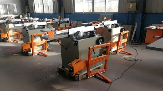 아트피치알 이사회 절단을 위한 테이블 쏘 800 밀리미터 위치설정을 미끄러지게 하는 위원회 Cnc